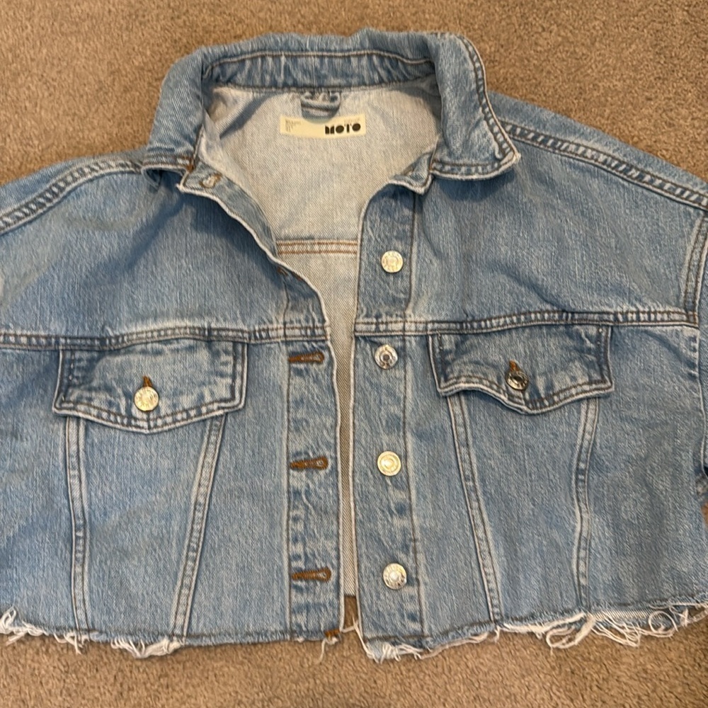 Topshop Moto Cropped Denim Jacket - Picture 2 of 5